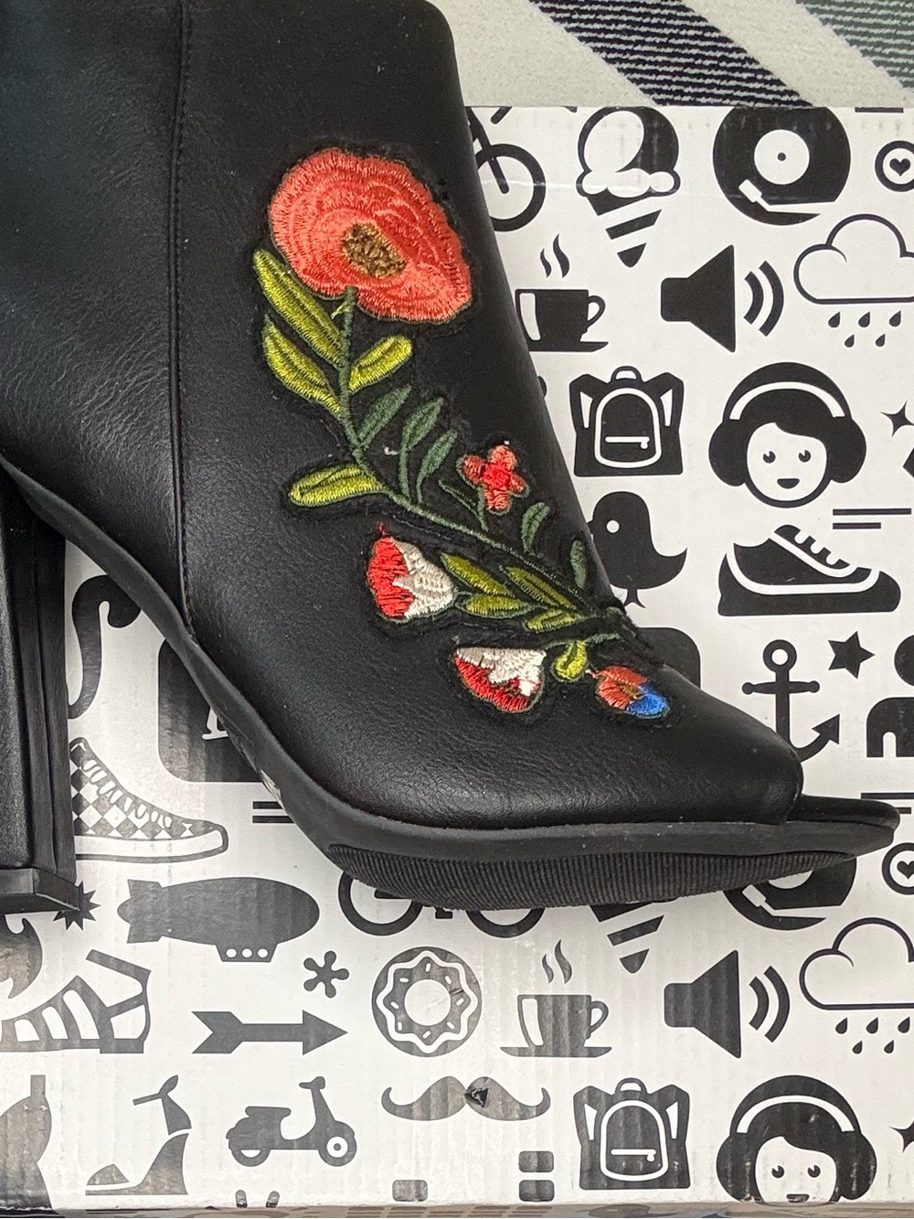 BAMBOO Black Embroidered Floral Pointed Ankle Boots